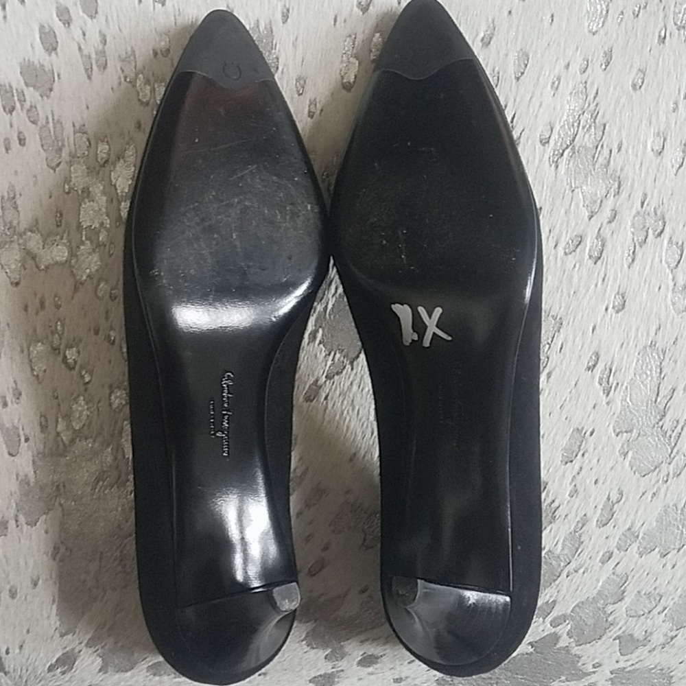 *SOLD* Salvatore Ferragamo Susi Suede Pumps - Picture 6 of 7